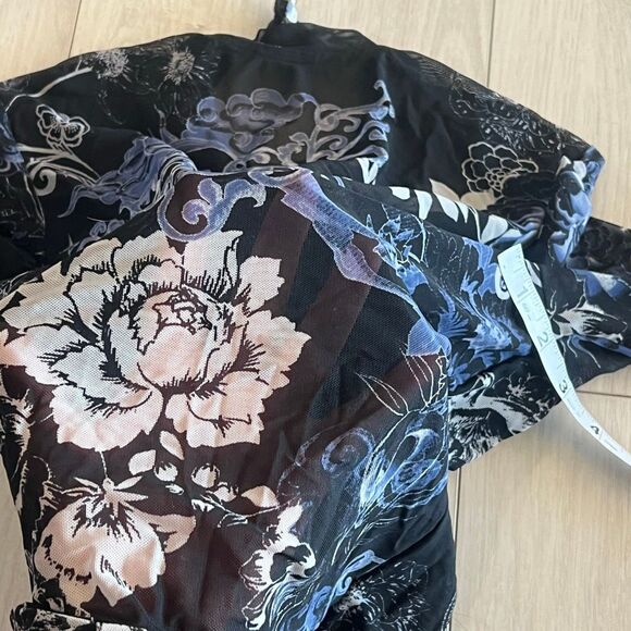 Johnny Was OLIVIA LONG SLEEVE MESH TOP size xs - Picture 6 of 9